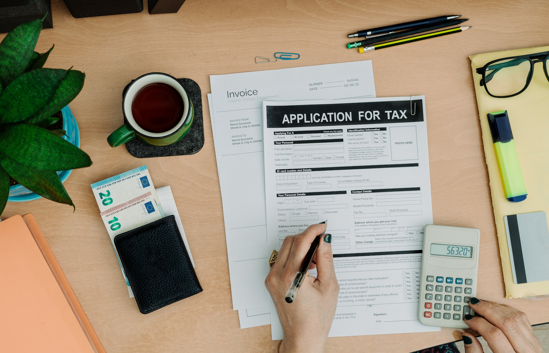 Geprüfte Zollfachkraft mit DEKRA Zertifizierung und SAP®